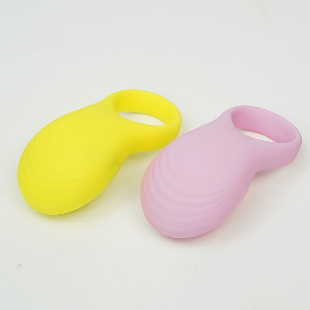The Hum — Vibrating Cock Ring