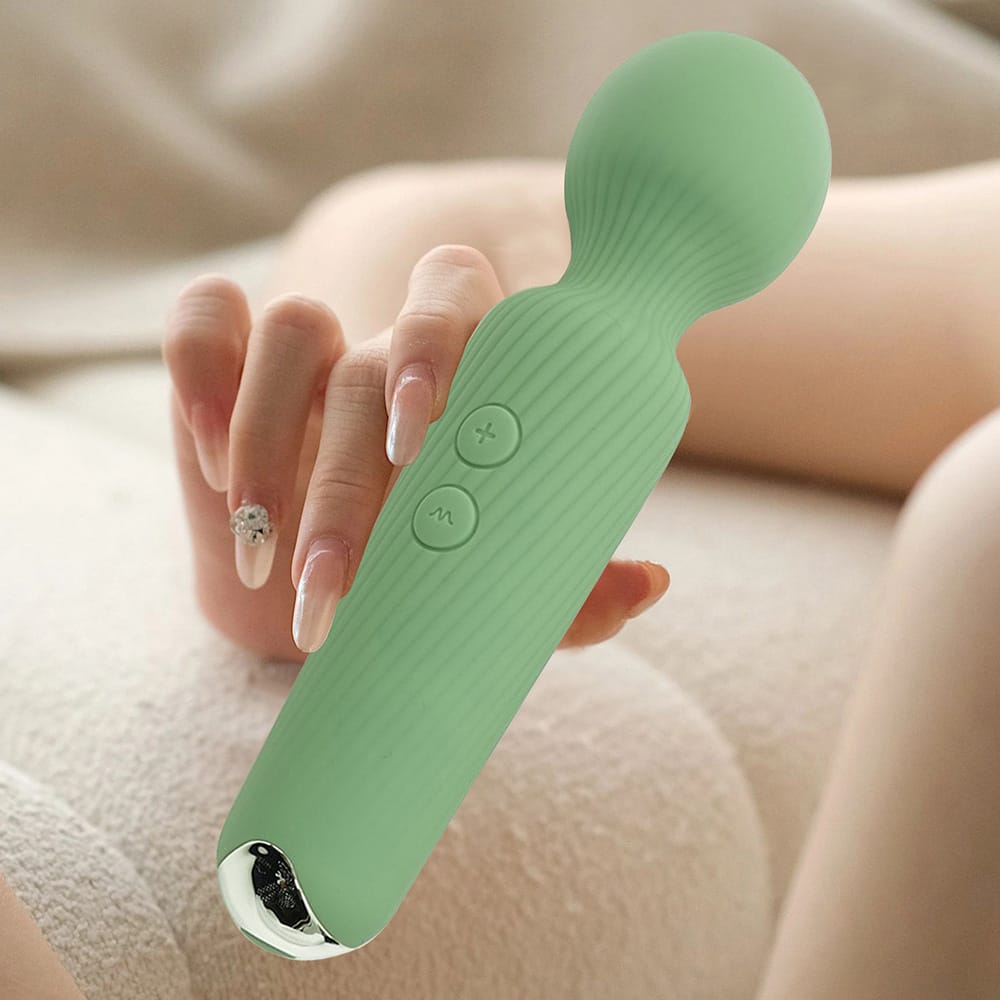 The Vine — Ribbed Wand Vibrator